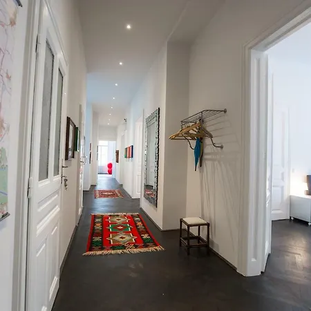 Grand Soho Apartment Vienna Exterior photo